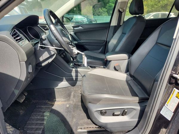 2018 VOLKSWAGEN TIGUAN SE, SEL — DENT