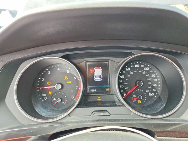 2018 VOLKSWAGEN TIGUAN SE, SEL — ODOM