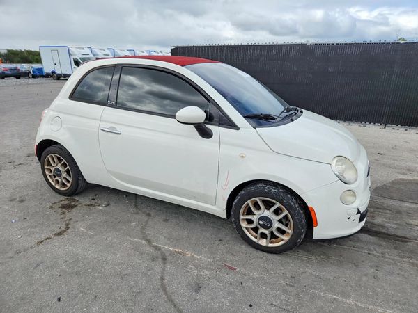 2014 FIAT 500 Pop — Passenger 3/4