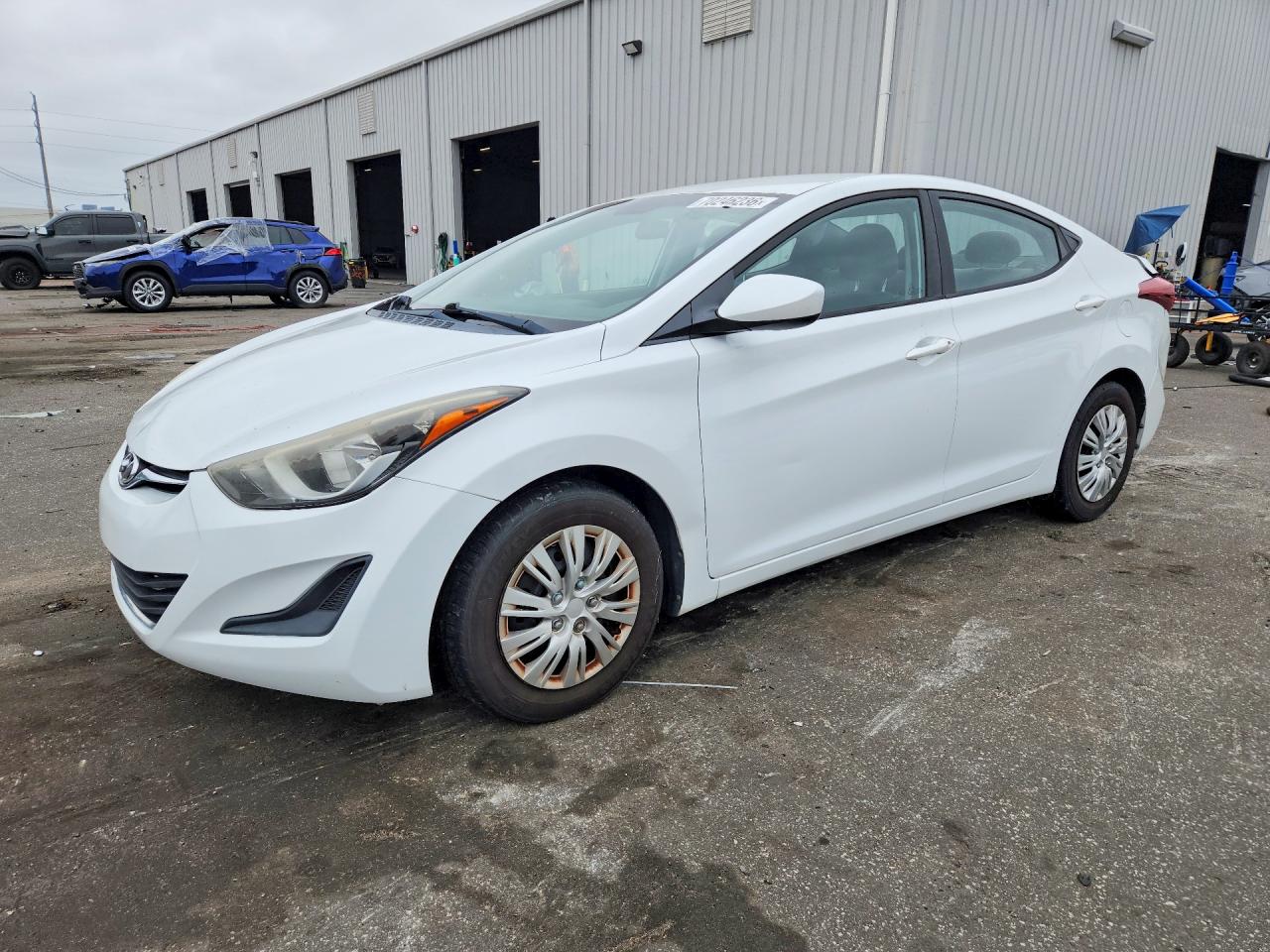 2016 HYUNDAI ELANTRA — Front 3/4