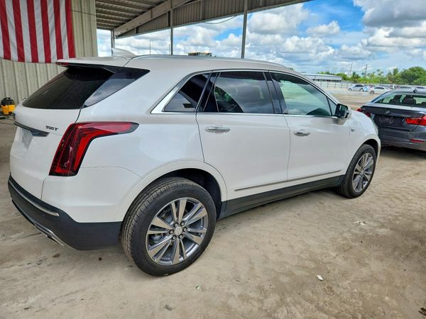 2024 CADILLAC XT5 Premium Luxury — PSRA
