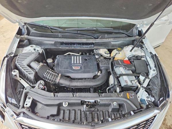 2024 CADILLAC XT5 Premium Luxury — Engine bay
