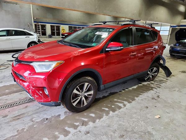 2016 TOYOTA RAV4 XLE (M Grade) — Front 3/4