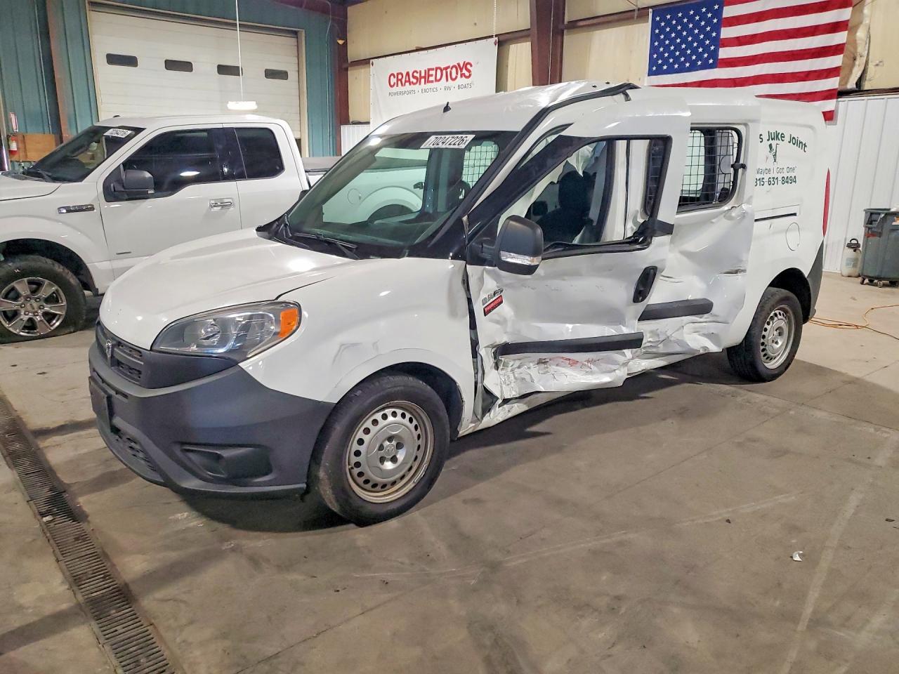 2018 RAM PROMASTER CITY ST — Front 3/4