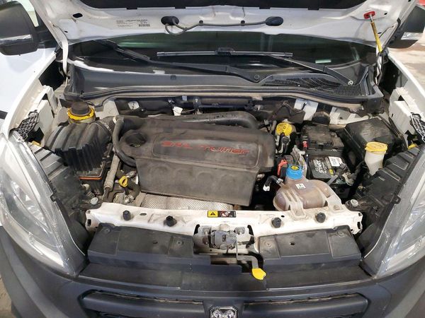 2018 RAM PROMASTER CITY ST — Engine bay