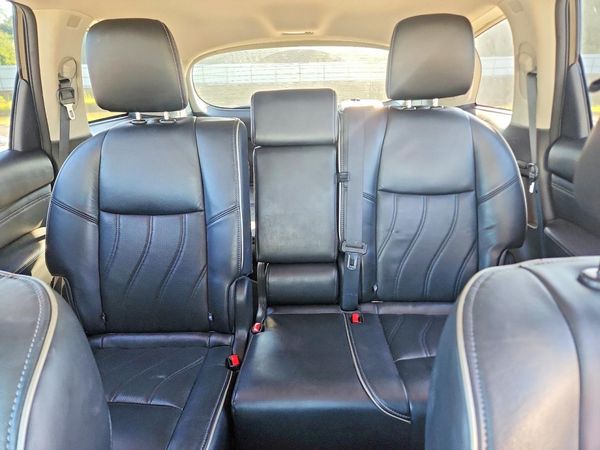 2016 INFINITI QX60 — SUVN