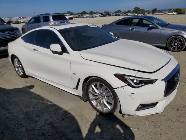 2017 INFINITI Q60 — Passenger 3/4