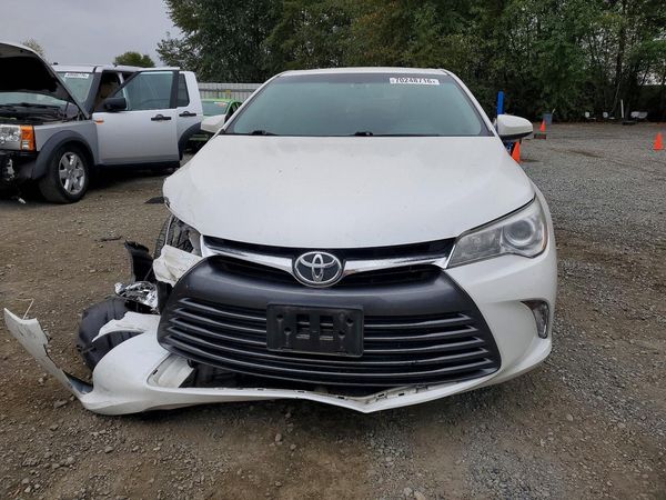 2015 TOYOTA CAMRY — DIRF