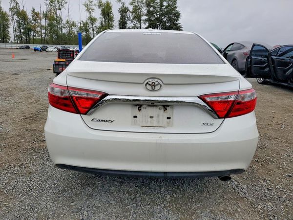 2015 TOYOTA CAMRY — DIRR