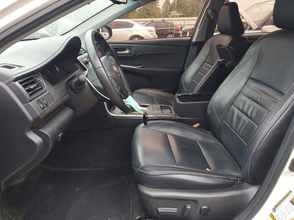 2015 TOYOTA CAMRY — DENT