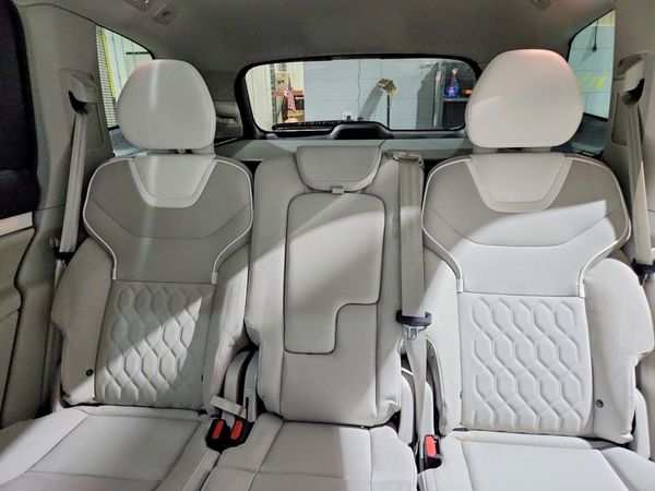 2025 VOLVO EX90 Plus — SUVN
