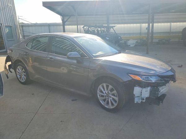 2023 TOYOTA CAMRY LE — Passenger 3/4
