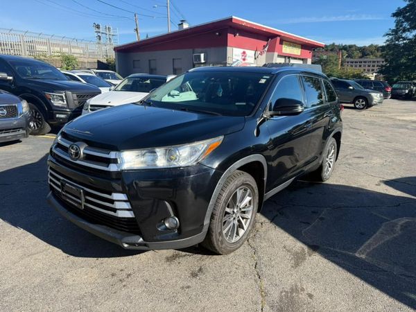 2019 TOYOTA HIGHLANDER