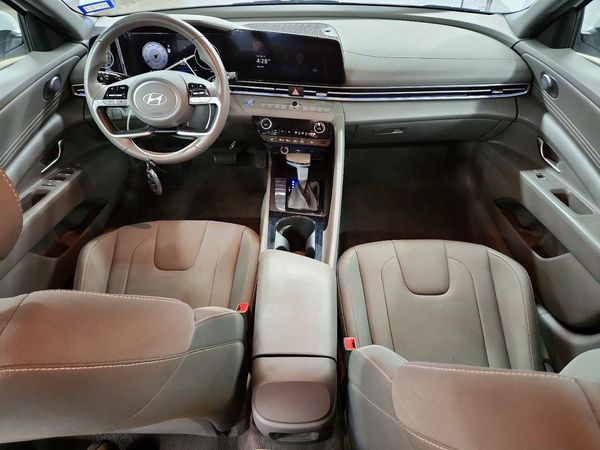 2025 HYUNDAI ELANTRA SEL Convenience — CKPT