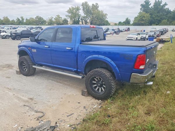 2017 RAM 1500 SLT — DSRA