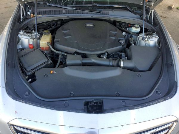 2019 CADILLAC CTS Luxury — Engine bay
