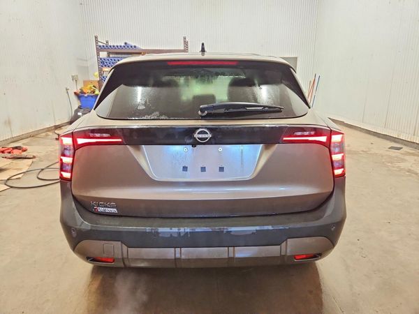 2026 NISSAN KICKS SV — DIRR