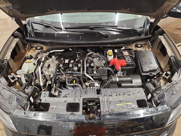 2026 NISSAN KICKS SV — Engine bay