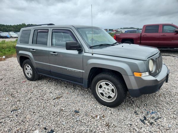 2014 JEEP PATRIOT Sport — Passenger 3/4