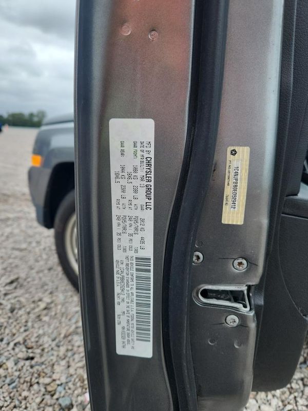 2014 JEEP PATRIOT Sport — VINS