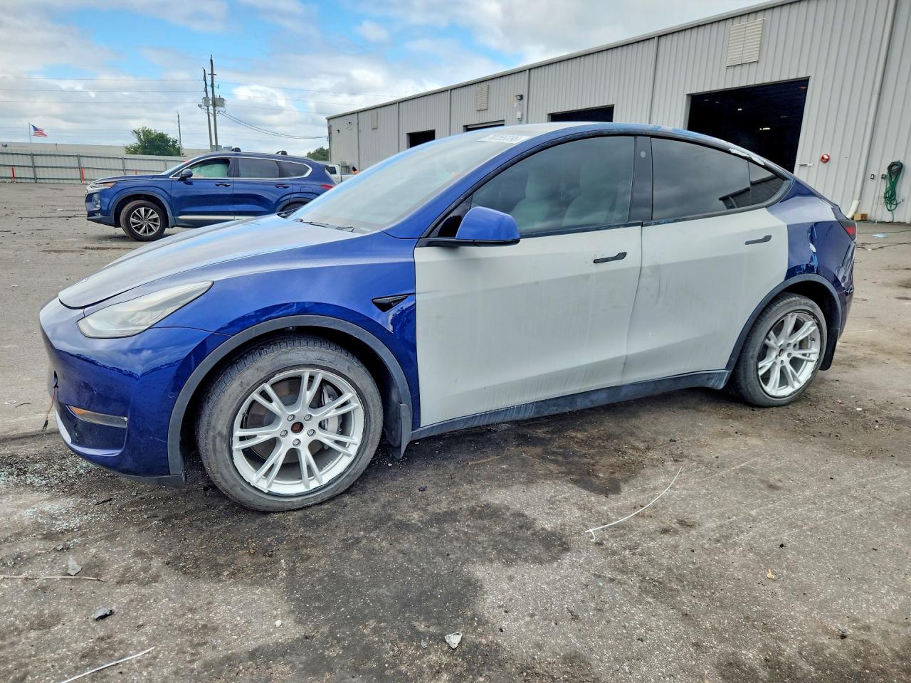 2021 TESLA MODEL Y — Front 3/4