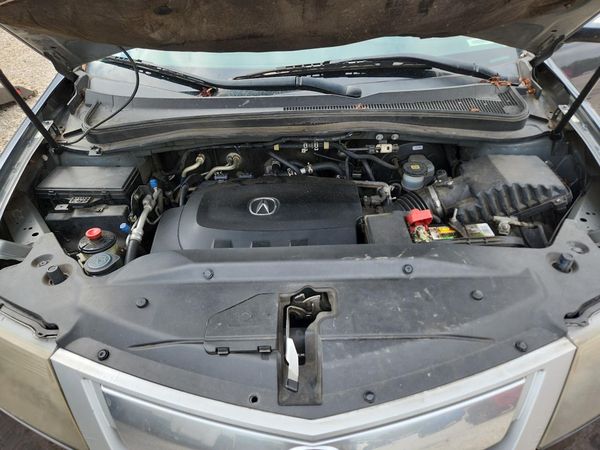 2013 ACURA MDX Base — Engine bay