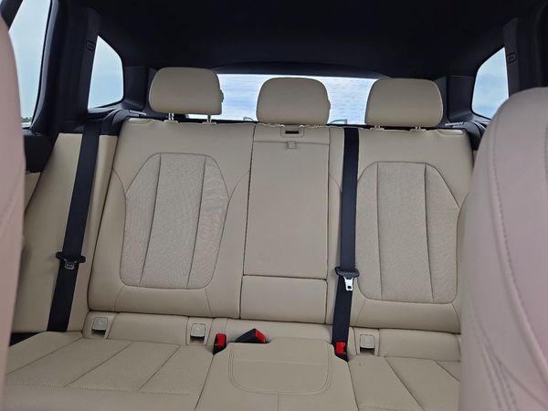 2023 BMW X3 sDrive30i SA — SUVN