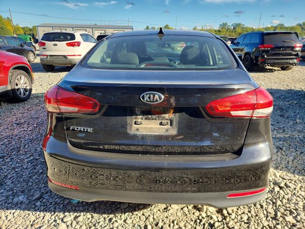 2017 KIA FORTE LX Base — DIRR