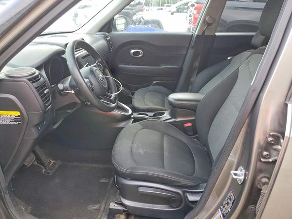 2018 KIA SOUL Plus — DENT