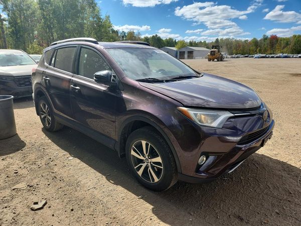2017 TOYOTA RAV4 XLE — Passenger 3/4