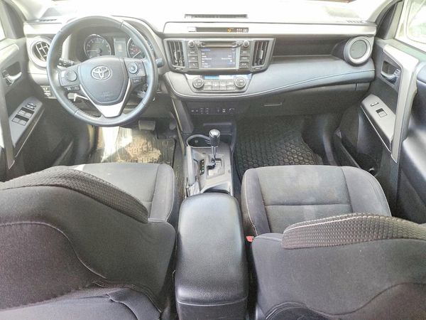 2017 TOYOTA RAV4 XLE — CKPT