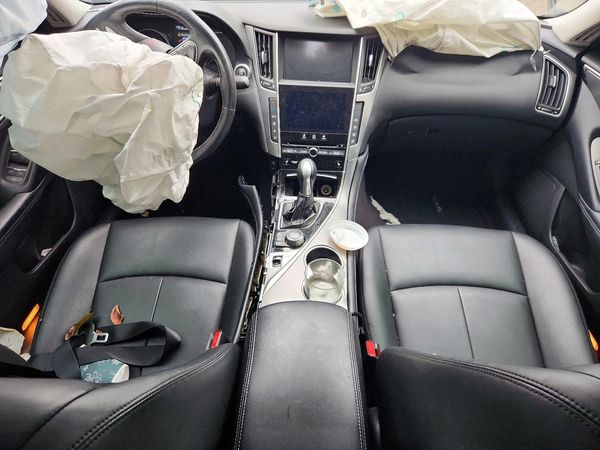 2016 INFINITI Q50 — CKPT