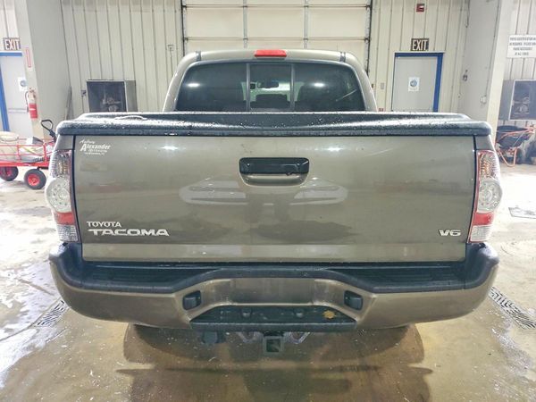 2013 TOYOTA TACOMA Delux — DIRR