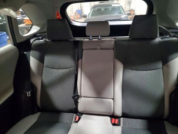 2019 TOYOTA RAV4 XLE / XLE Premium 4WD — SUVN