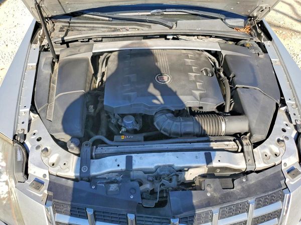 2014 CADILLAC CTS Standard — Engine bay