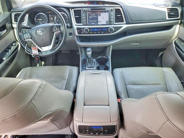 2017 TOYOTA HIGHLANDER Ltd/Ltd Platinum — CKPT