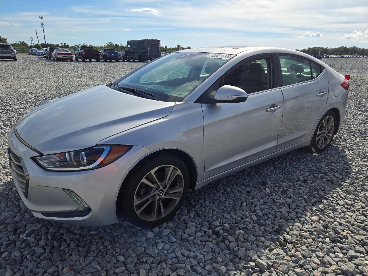 2017 HYUNDAI ELANTRA — Front 3/4