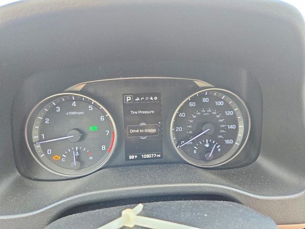 2017 HYUNDAI ELANTRA — ODOM