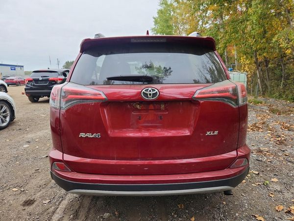 2018 TOYOTA RAV4 Adventure/XLE — DIRR