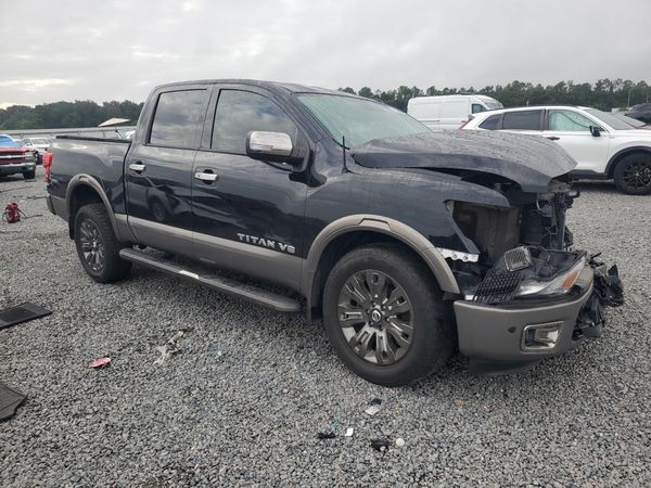 2018 NISSAN TITAN — Passenger 3/4