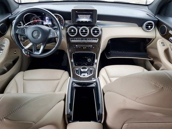 2018 MERCEDES-BENZ GLC GLC300 — CKPT