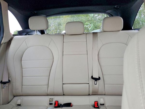 2018 MERCEDES-BENZ GLC GLC300 — SUVN