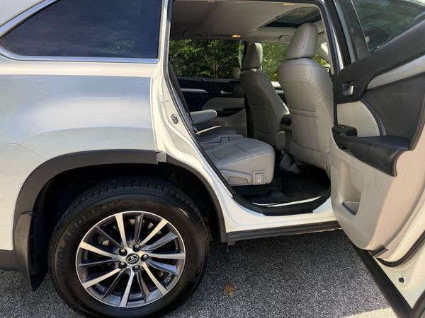 2018 TOYOTA HIGHLANDER SE/XLE