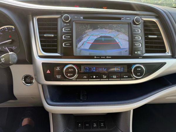 2018 TOYOTA HIGHLANDER SE/XLE