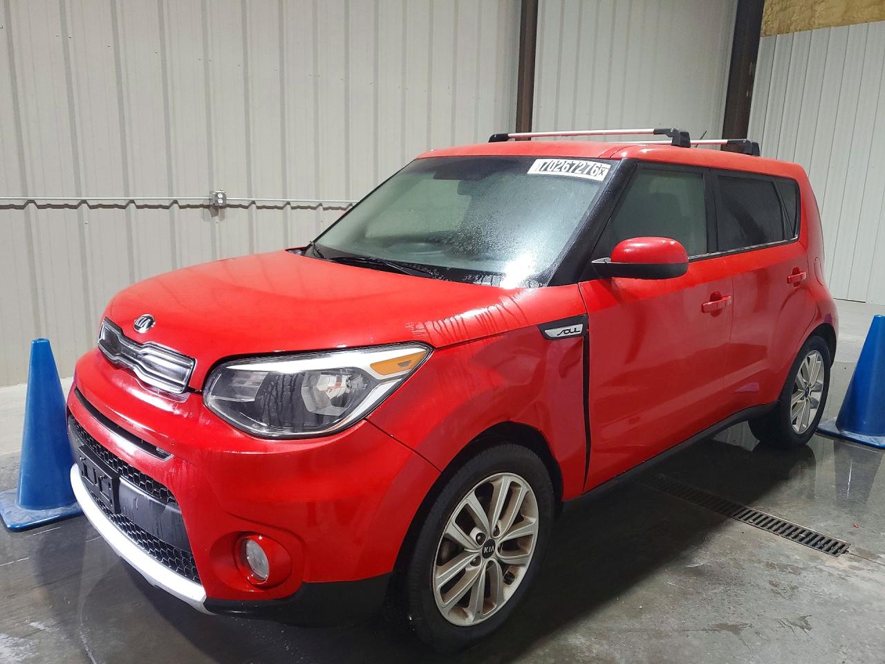 2018 KIA SOUL Plus — Front 3/4