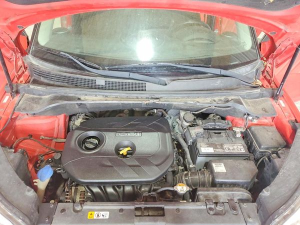 2018 KIA SOUL Plus — Engine bay