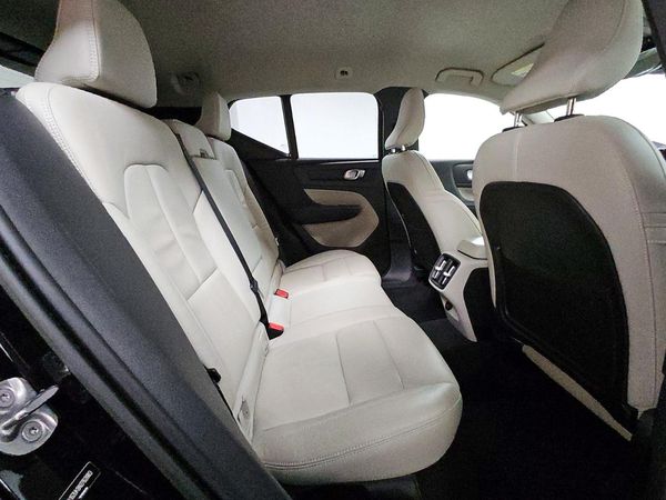 2022 VOLVO XC40 Momentum (excl S60) — PSRS