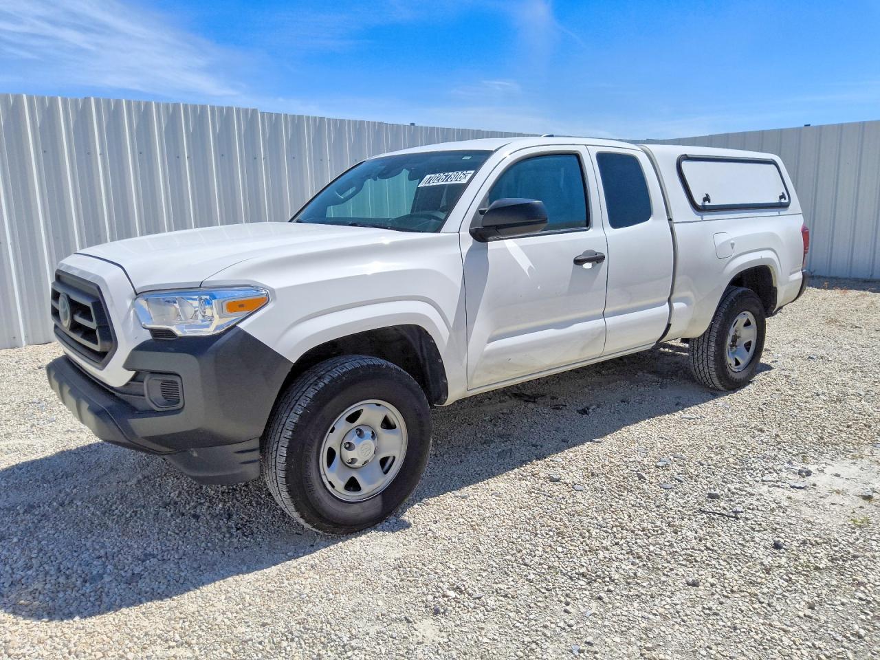 2023 TOYOTA TACOMA SR5 — Front 3/4