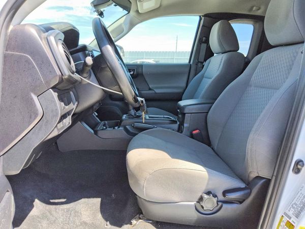 2023 TOYOTA TACOMA SR5 — DENT