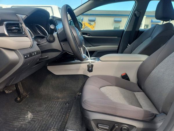 2024 TOYOTA CAMRY LE — DENT